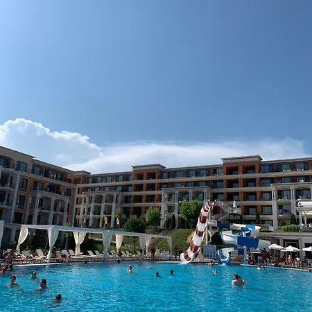 Private 49 In Prestige Lägenhet *